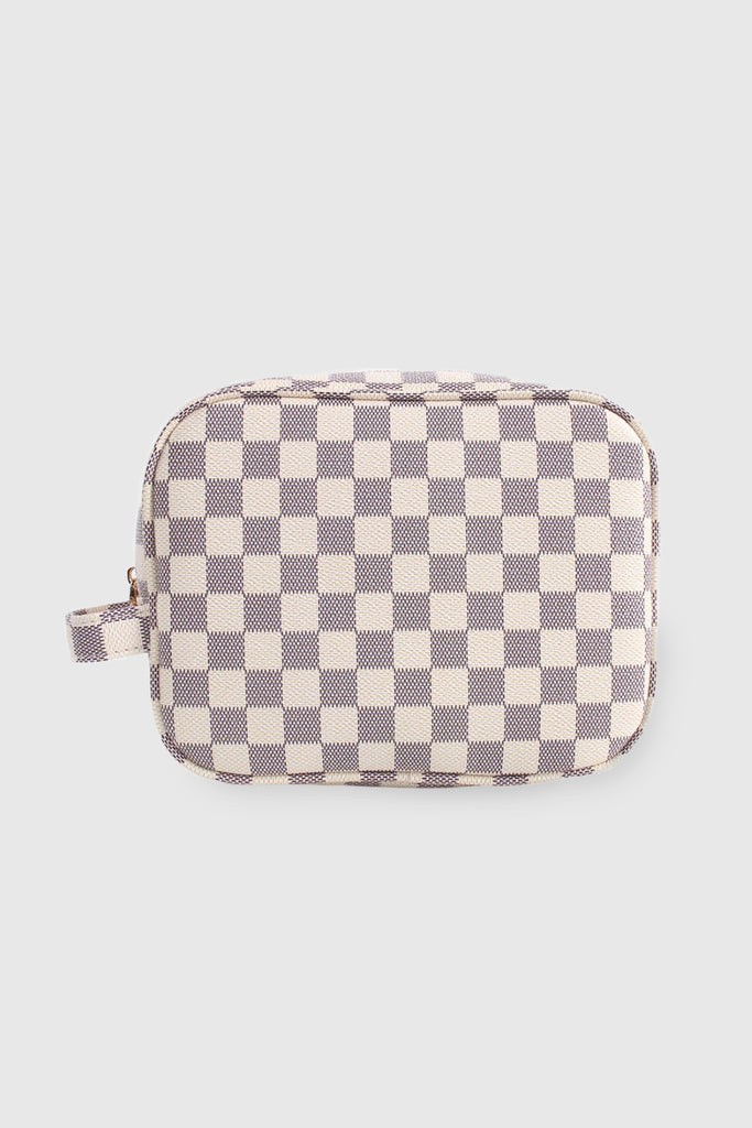 THE JULIAVEGAN LEATHER CHECKERED WALLET IN BROWN – GAMEDAY COUTURE