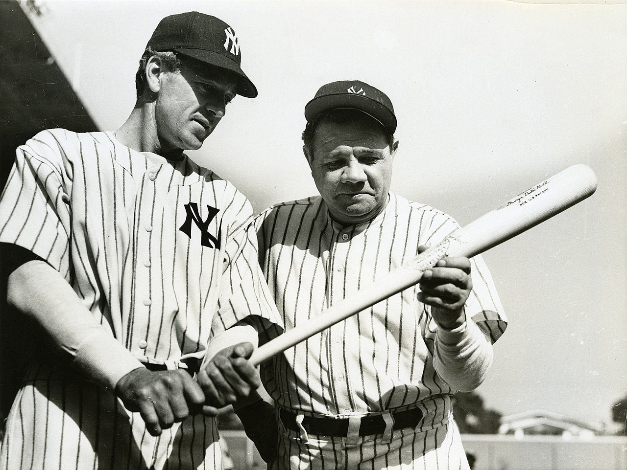 Gary Cooper with Babe Ruth in The Pride of the Yankees