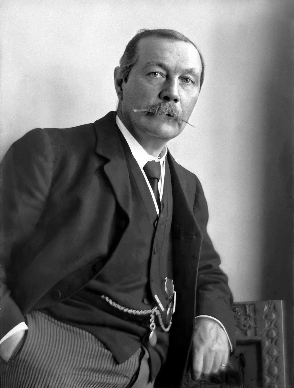 Sir Arthur Conan Doyle in 1914