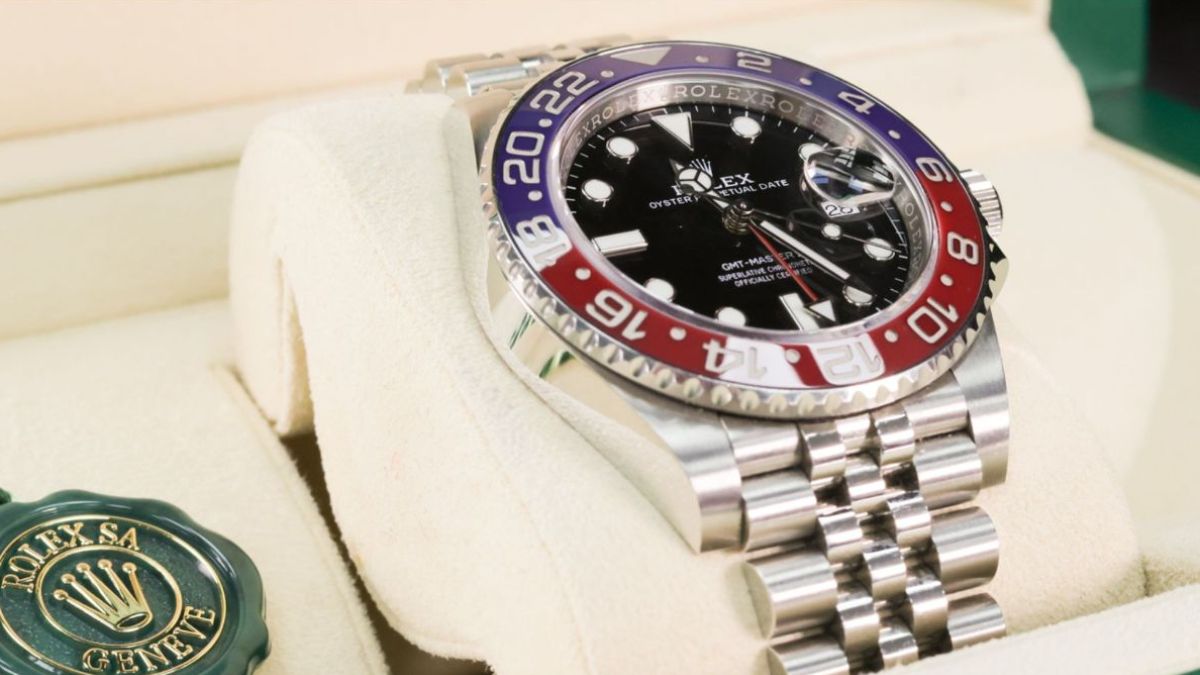 Paul Fraser Collectibles | Rolex GMT-Master II “Pepsi” Oyster Perpetual wristwatch - ref 126710BLRO