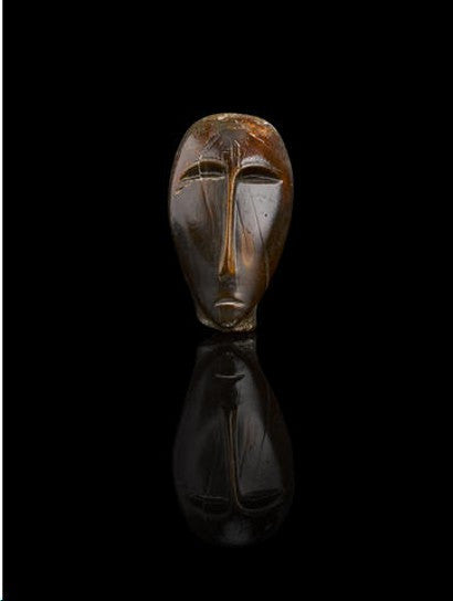 Okvik walrus ivory head 