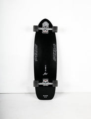 surfskate yow pukas dark 34.5 negro con ruedas grises