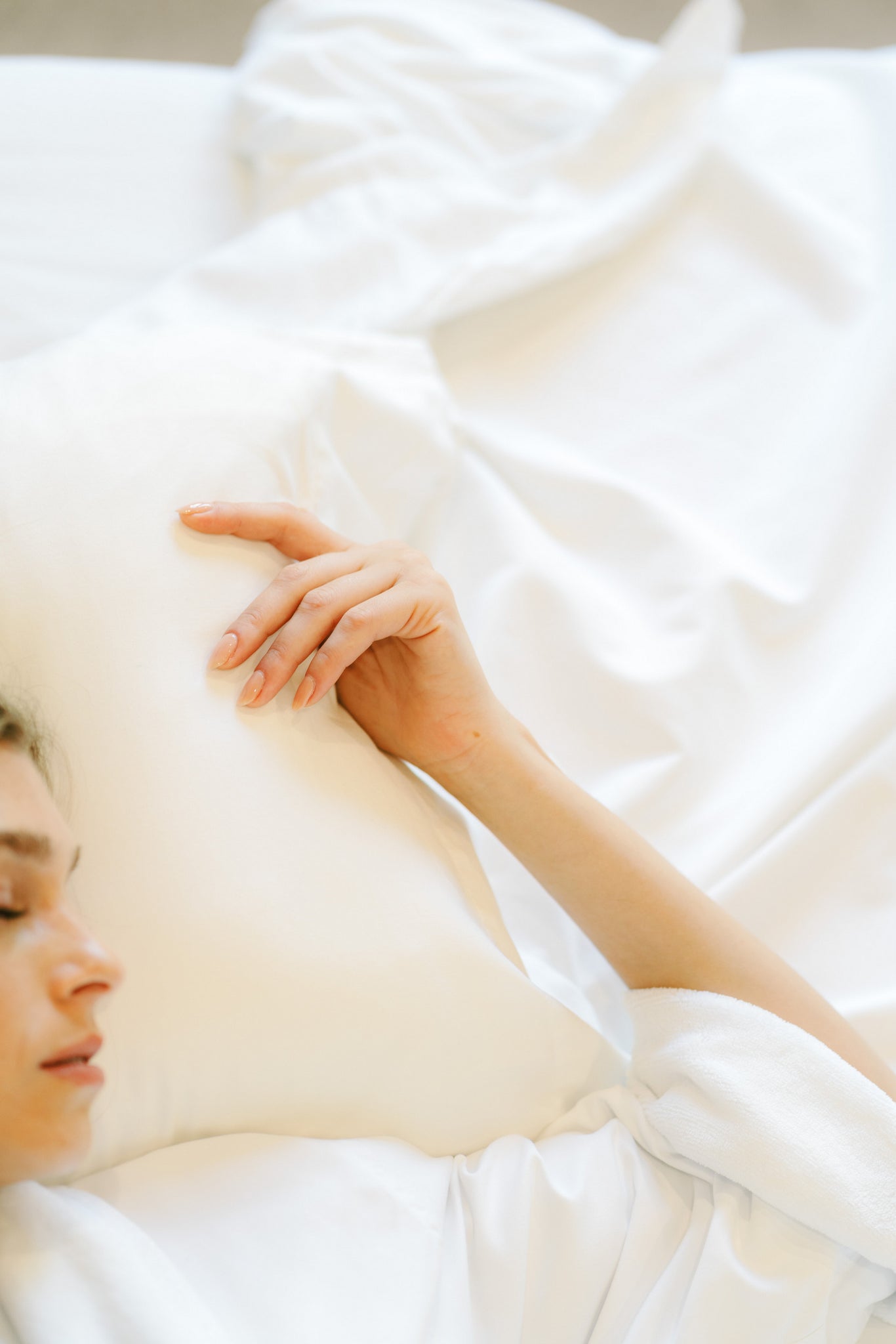 When your bed is adorned with soothing whites, it naturally sets the tone for a peaceful night's slumber