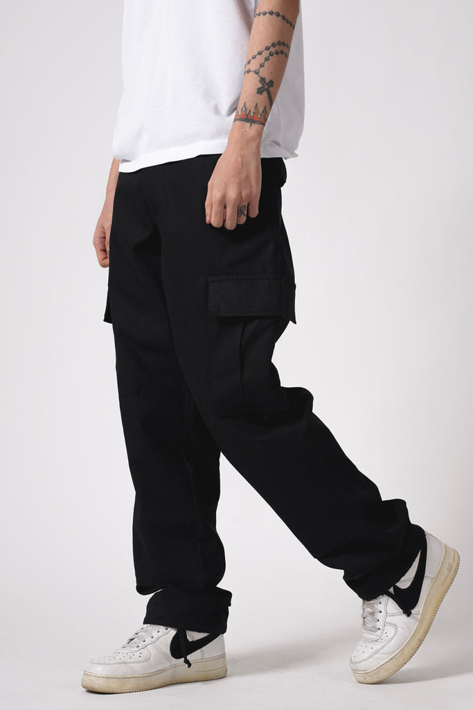 CLASSIC CARGO PANTS IN JET BLACK – Haute Stuff Original