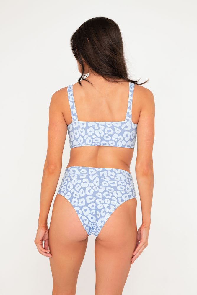 Izzy Bottom // Periwinkle Leopard