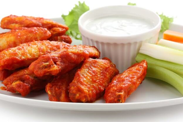 buffalo-wings-bleu-cheese