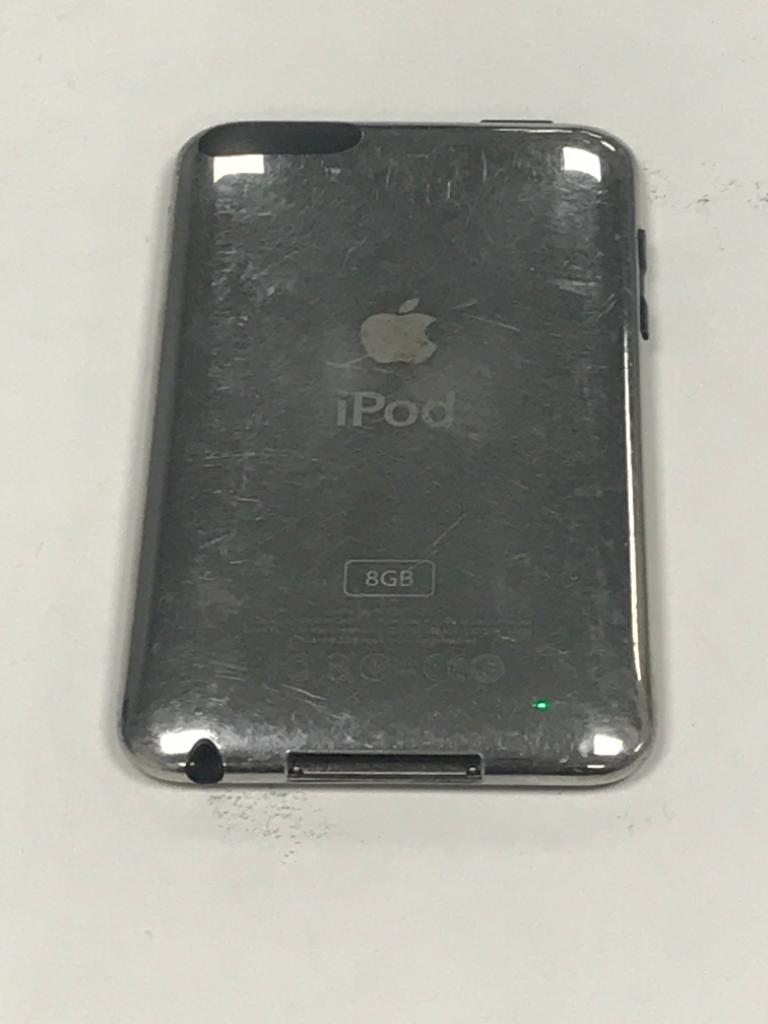 返品交換不可 iPod touch 8GB A1288 