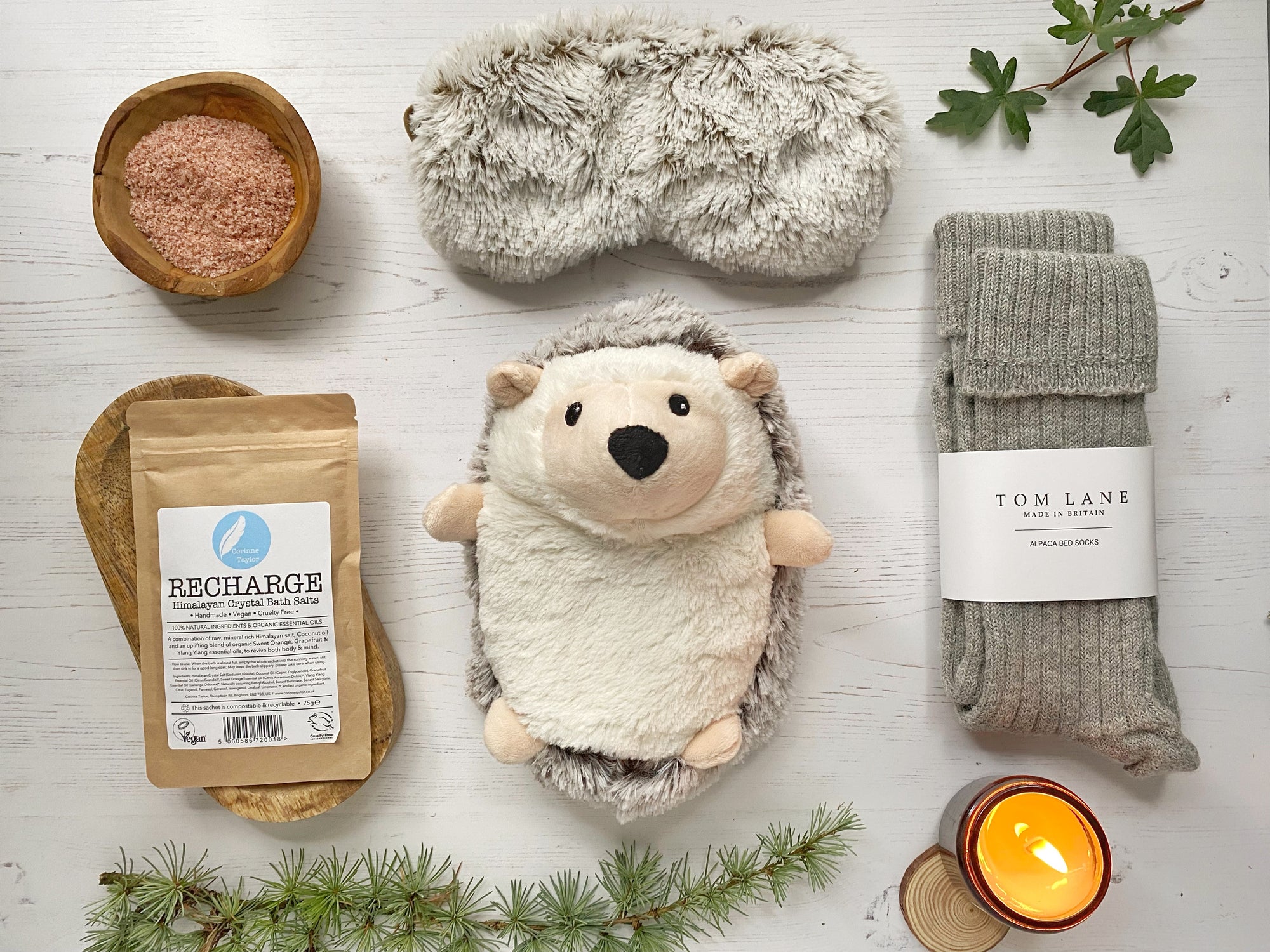 Warm and cosy gift guide - IzzyBee