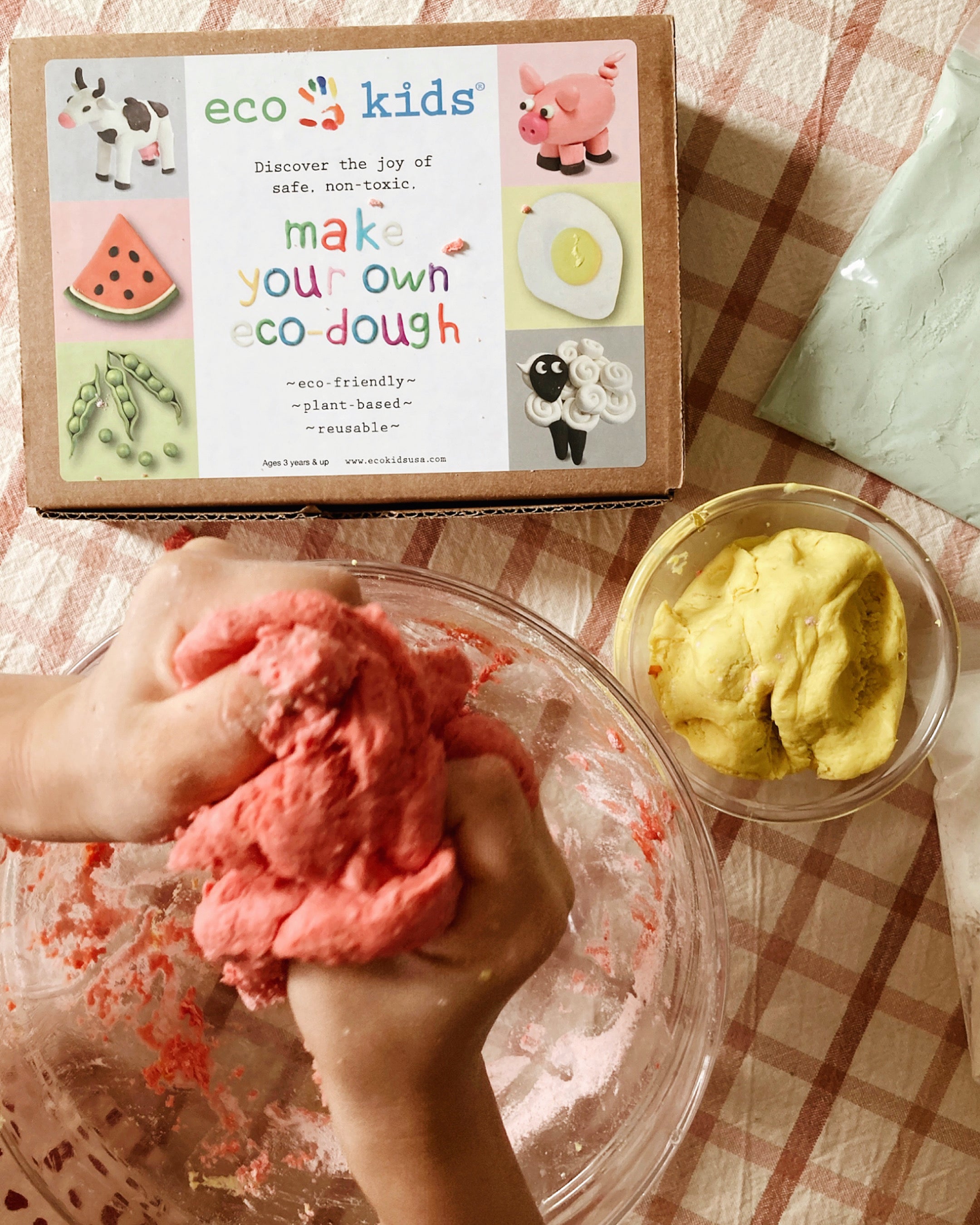 Creative projects for kids with eco-friendly play doh sold at Thread Spun | Thread Spun Blog