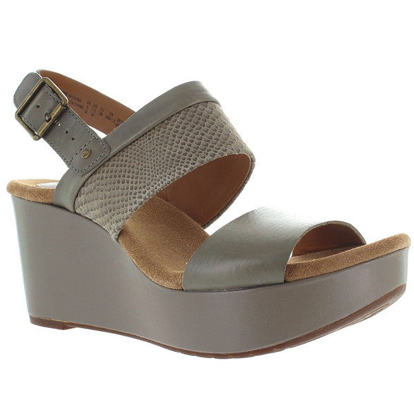 clarks platform sandals