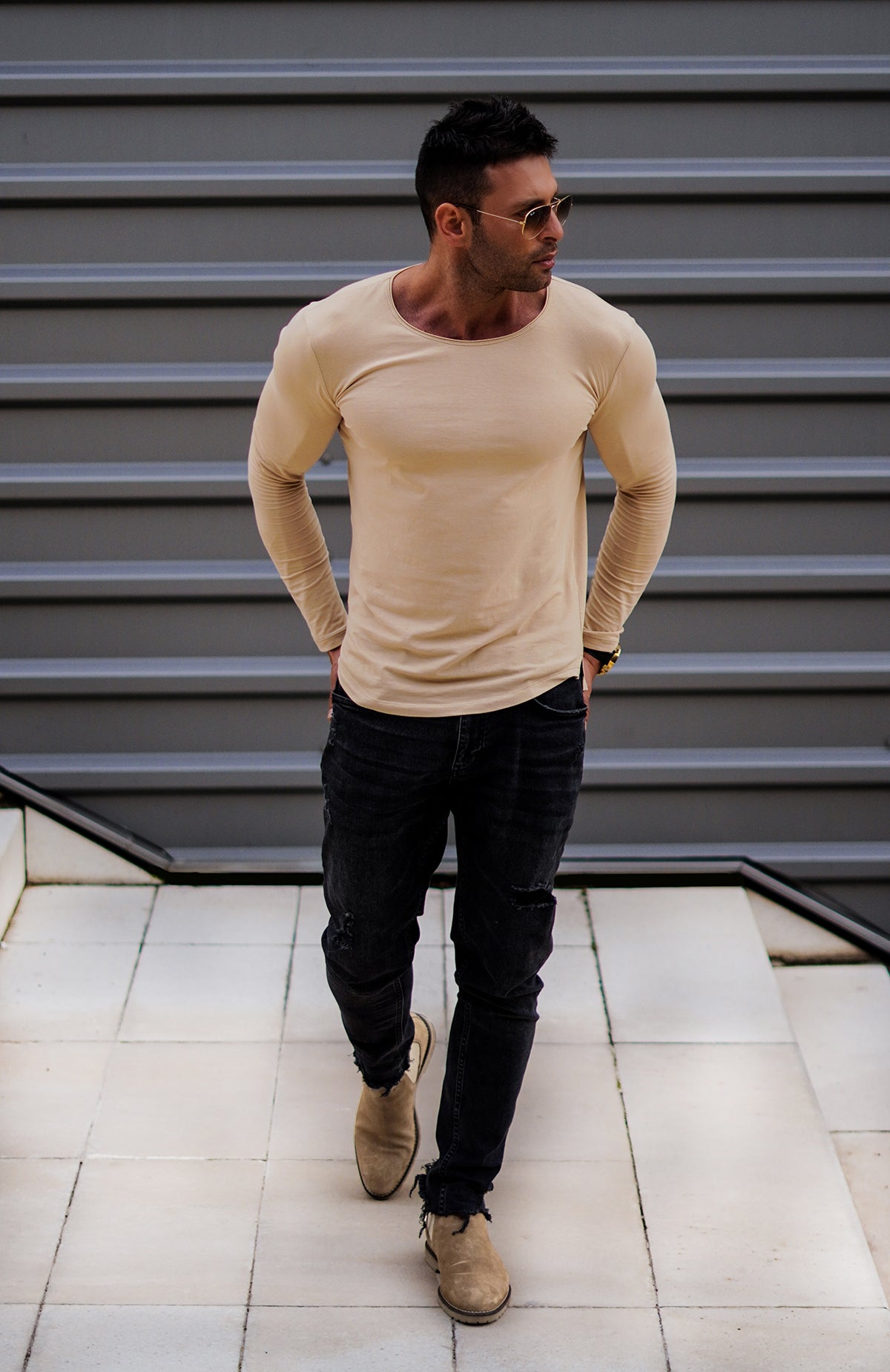 Мen's Beige Scoop Neck Long Sleeve T-shirt – RB Design Store