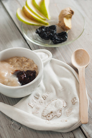 Baby First Foods Six Months Old Pear, Prunes And Ginger Porridge