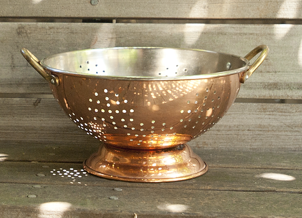 tiny colander