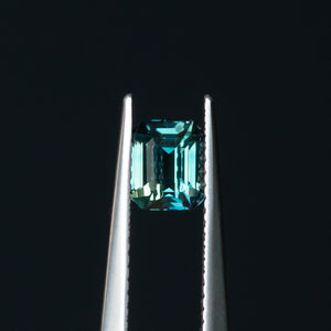 1.07CT EMERALD CUT MADAGASCAR SAPPHIRE, TEAL BLUE TO PURPLE GREY CHANGING, 5.86X5.06X3.59MM