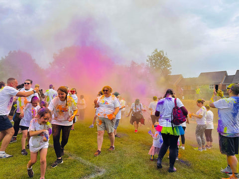 Brightwell colour powder fight