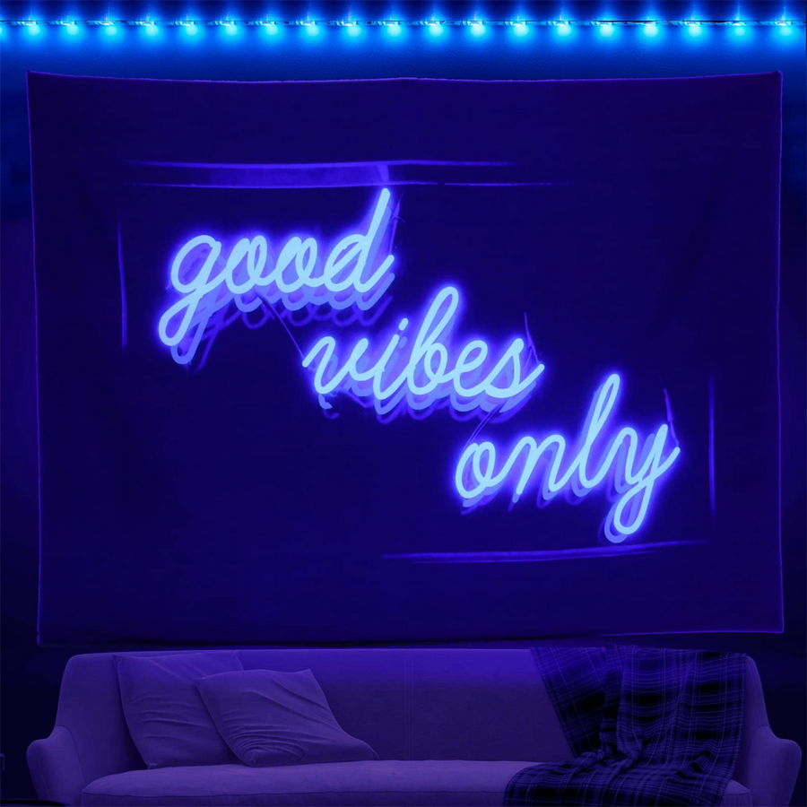  "Good Vibes Only" neon sign