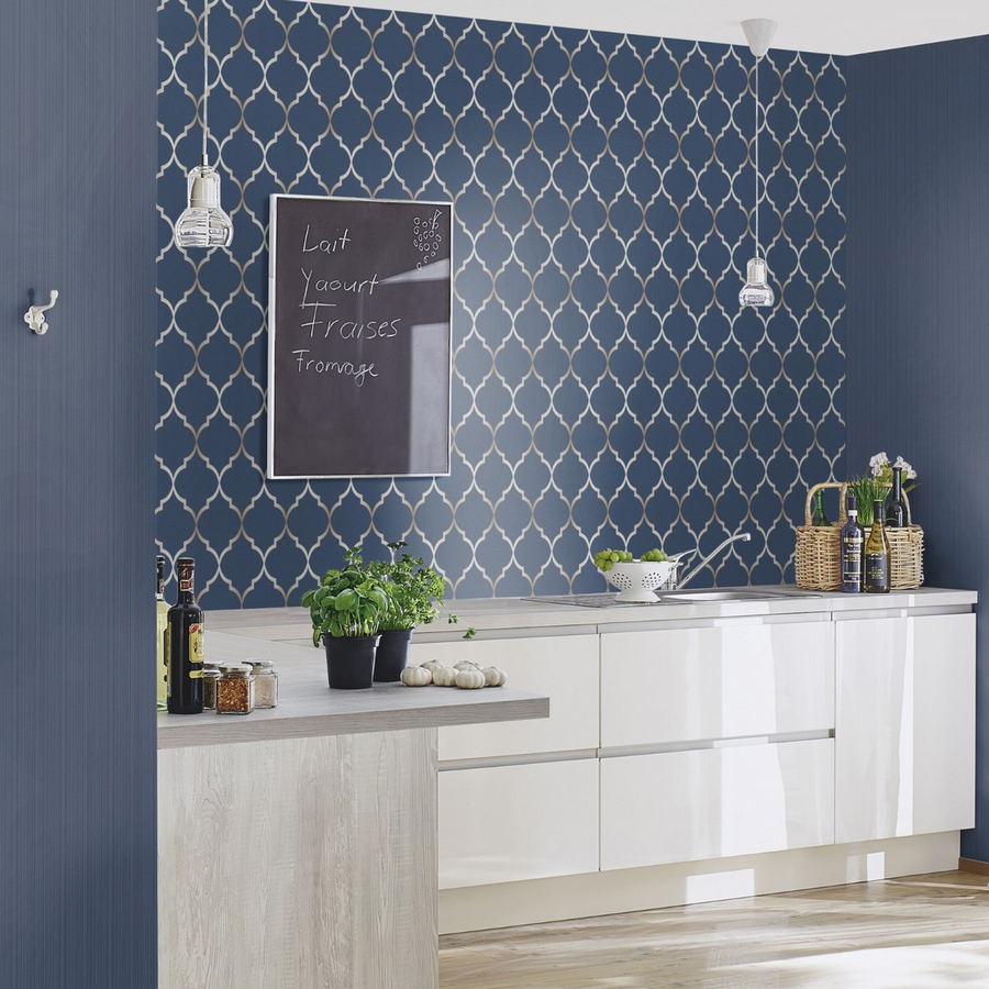 Geometric patterned wallpaper