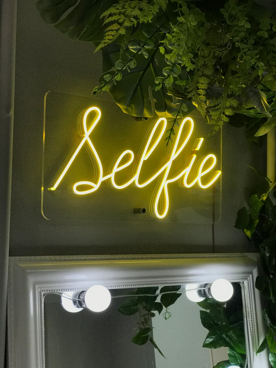 Selfie bar neon sign