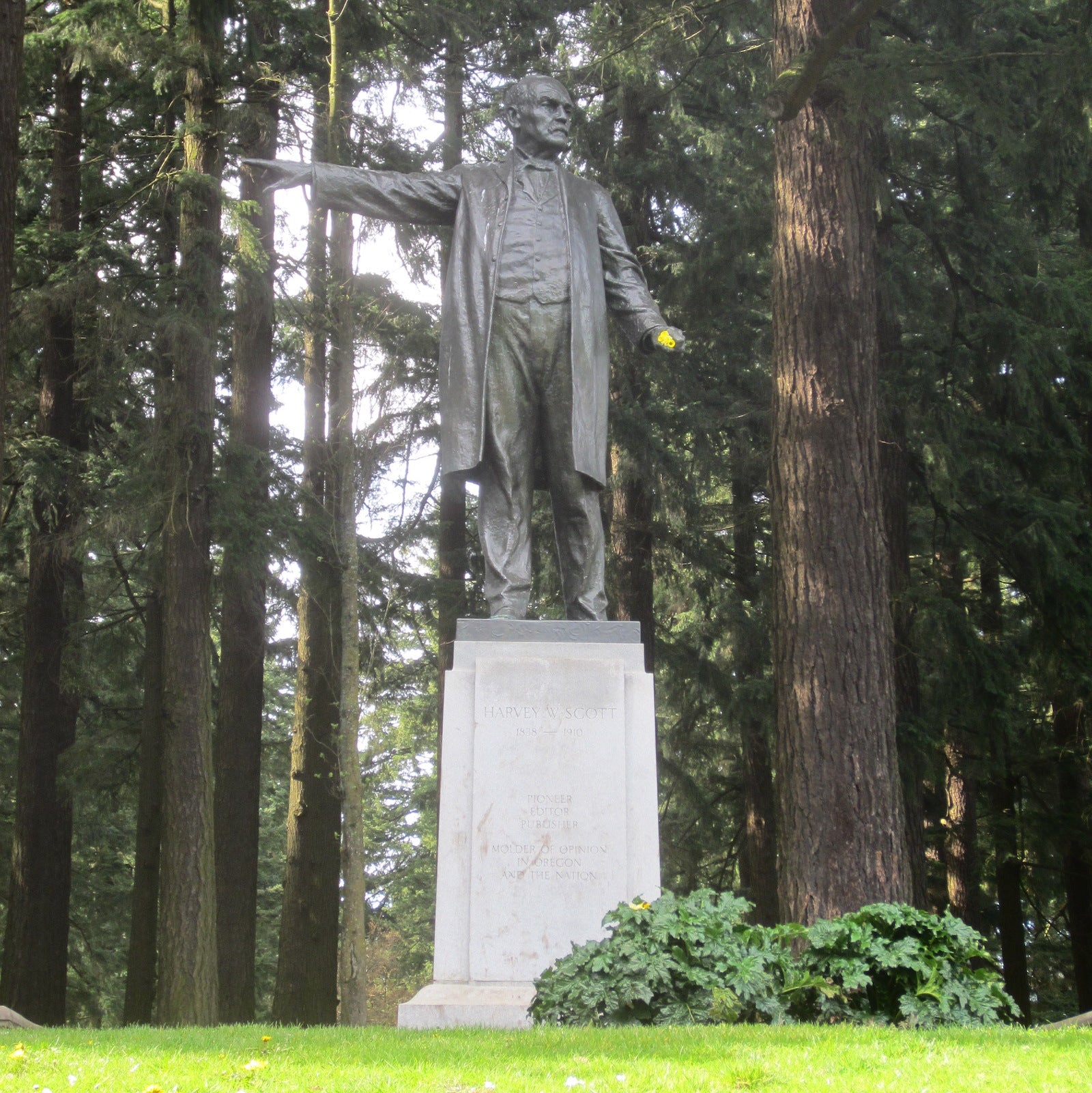 Mount Tabor Park Portland Oregon Harvey Scott Statue Summit