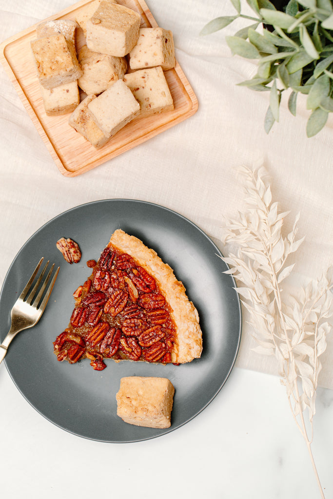 XO Marshmallow Easy Pecan Pie with Gluten-Free Graham Cracker Crust