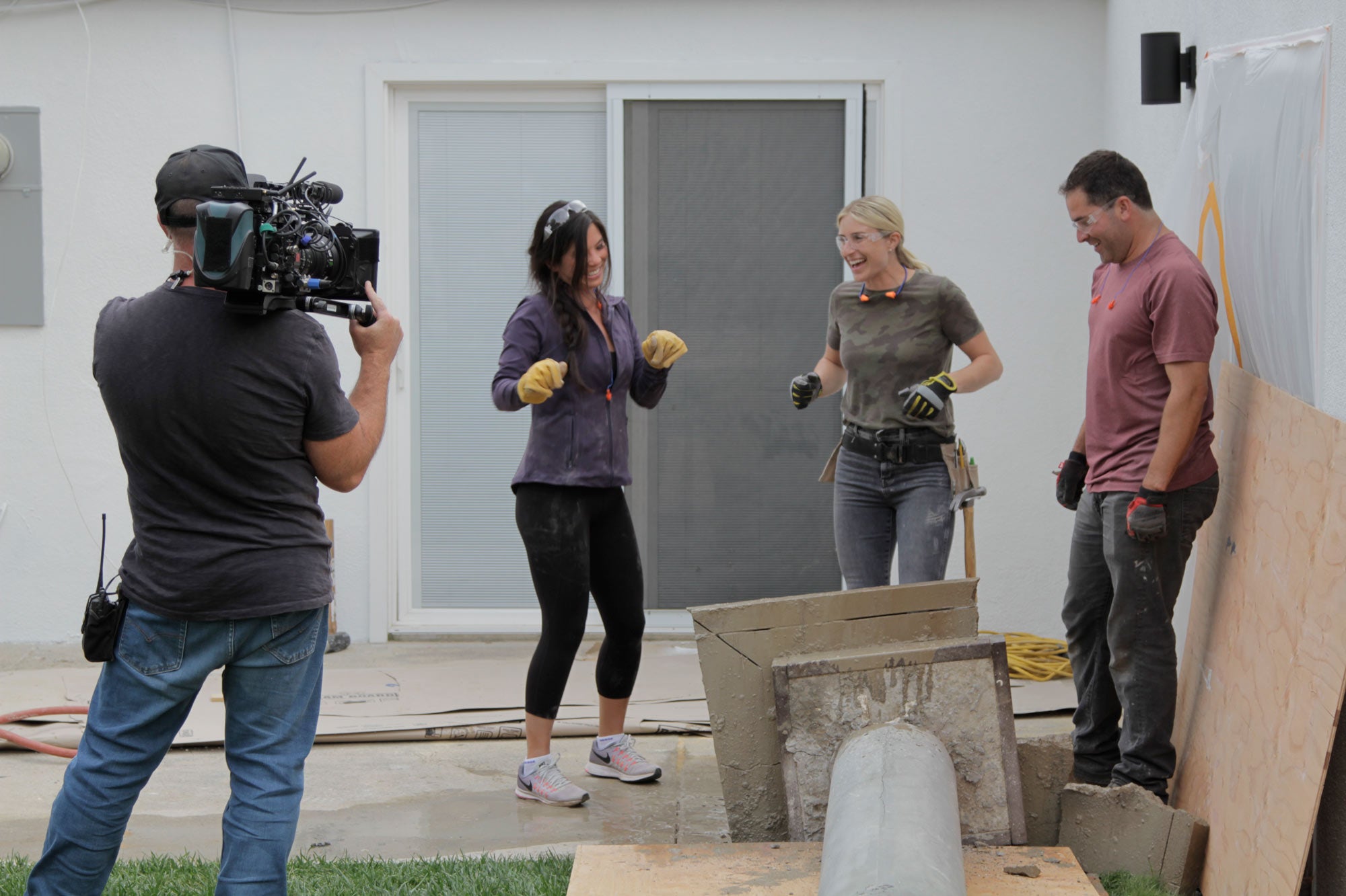 Some Favorite Moments From HGTV S Help I Wrecked My House   Some Favorite Moments From HGTV S Help I Wrecked My House 07 