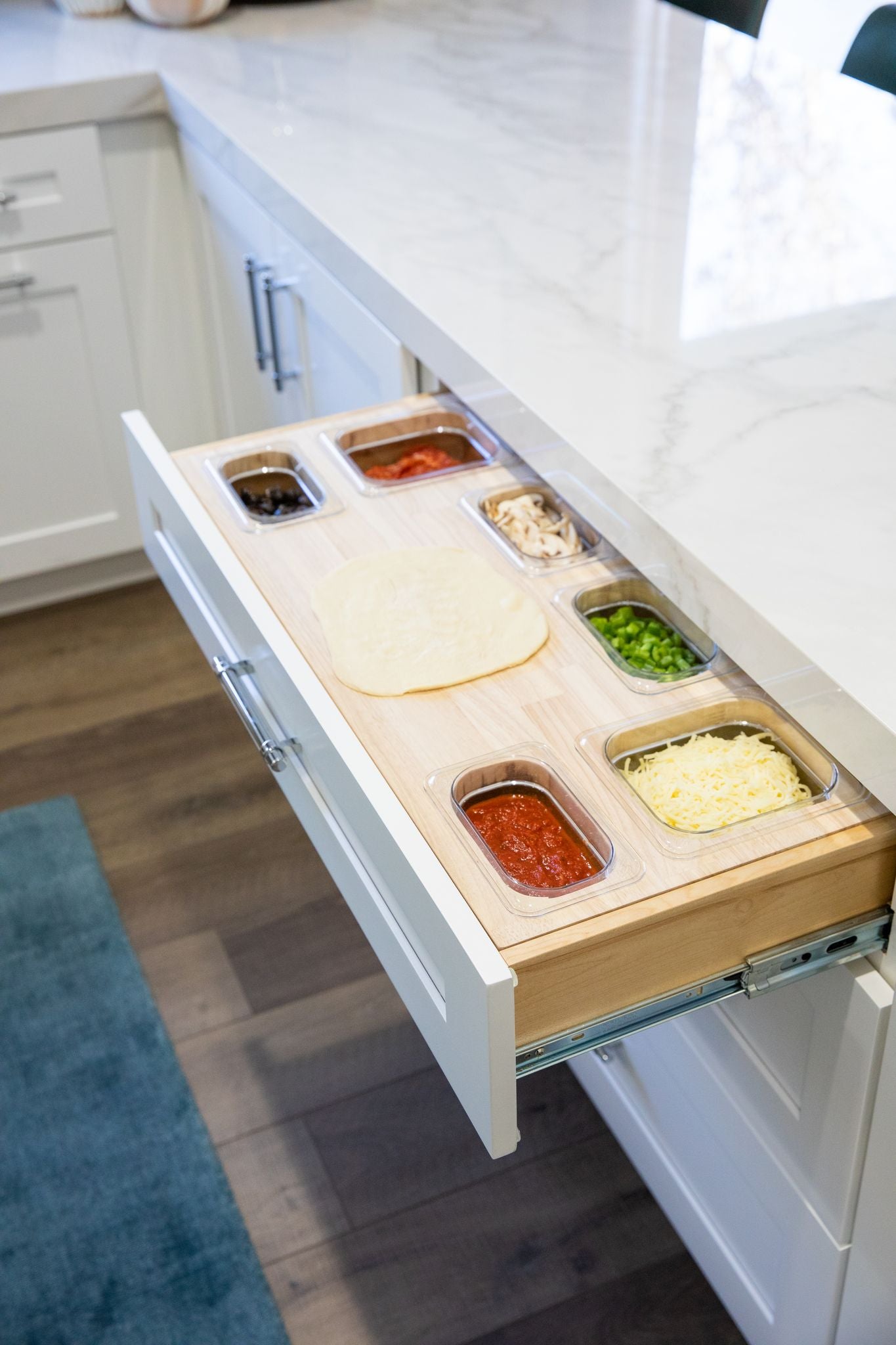 pull-out-pizza-station