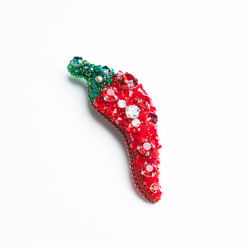 Brooch Chili