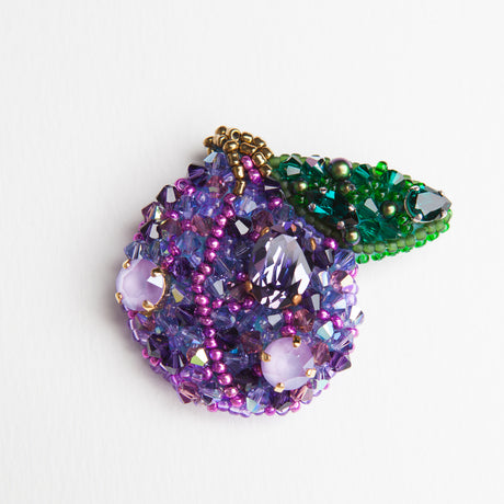 Brooch Plum