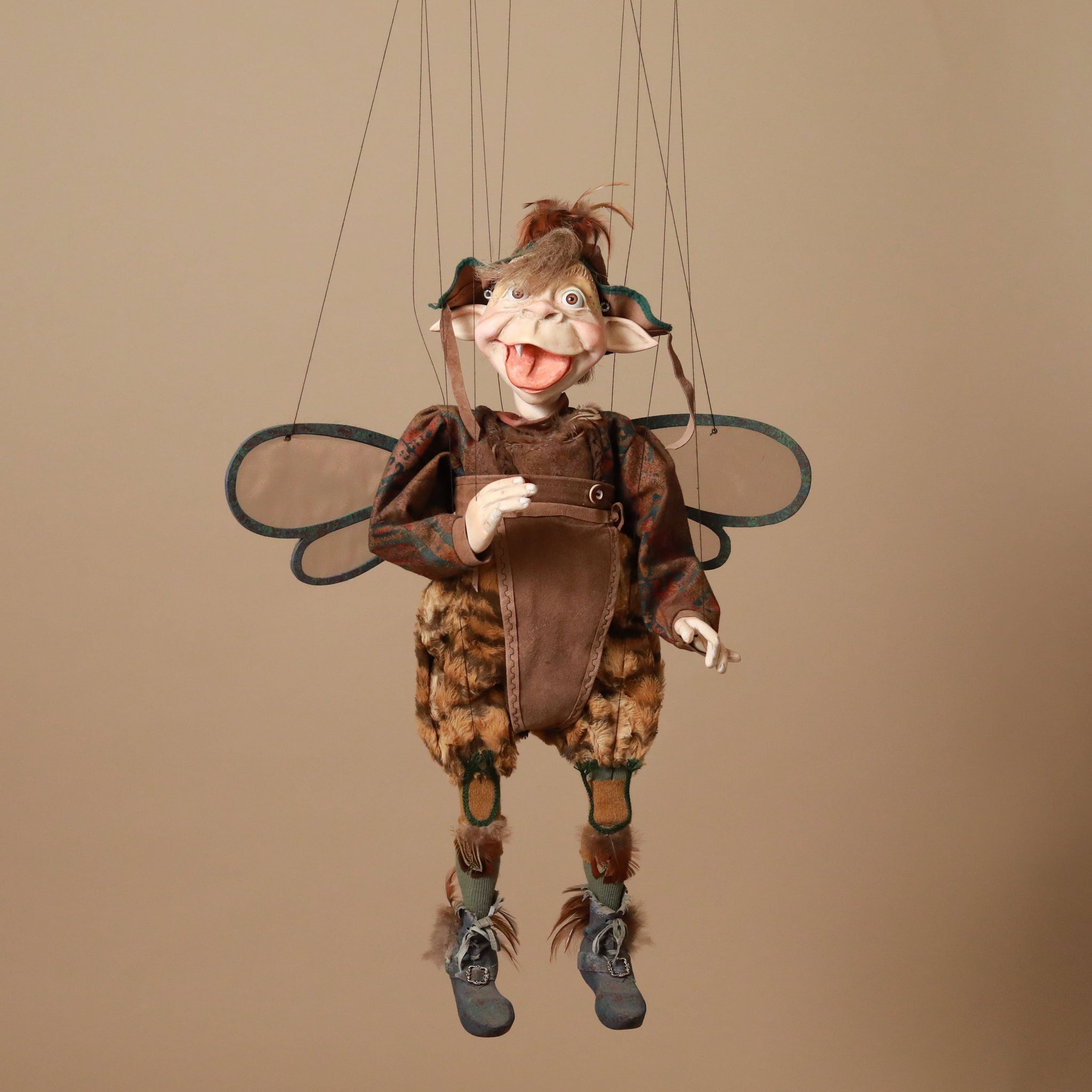 Flying Troll Marionette Puccimanuli