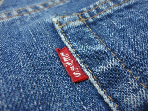 levis r tag