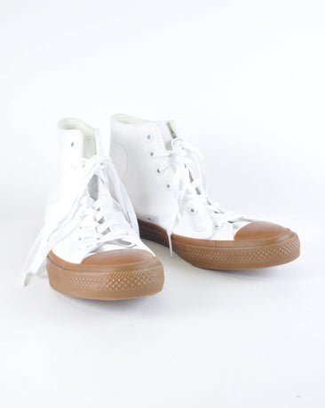 white converse with gum sole