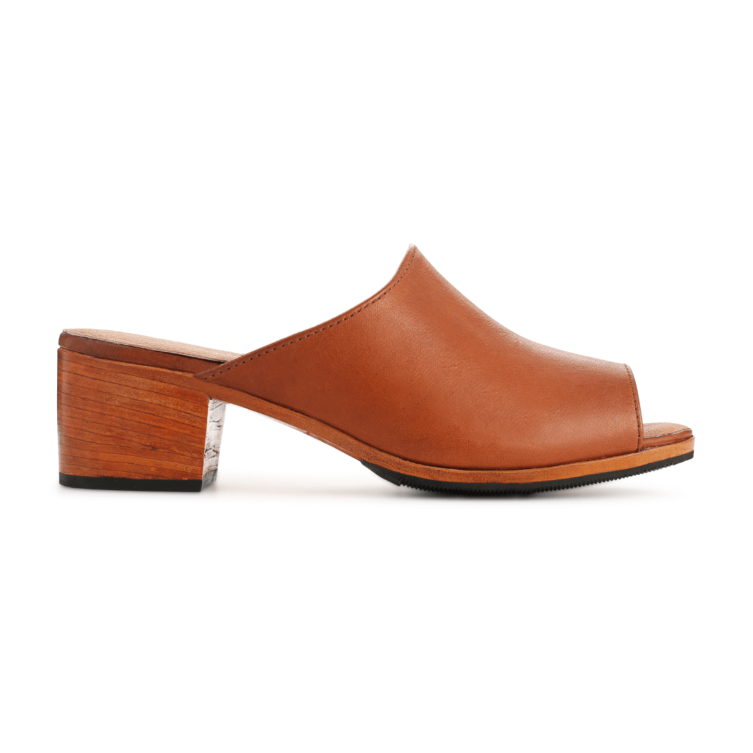 The Peep Toe Camila in Caramel ~ Super Wide