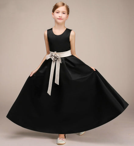 simple elegant black gown