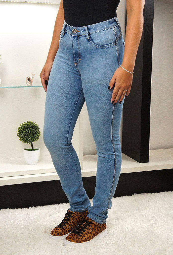 calça jeans clara skinny