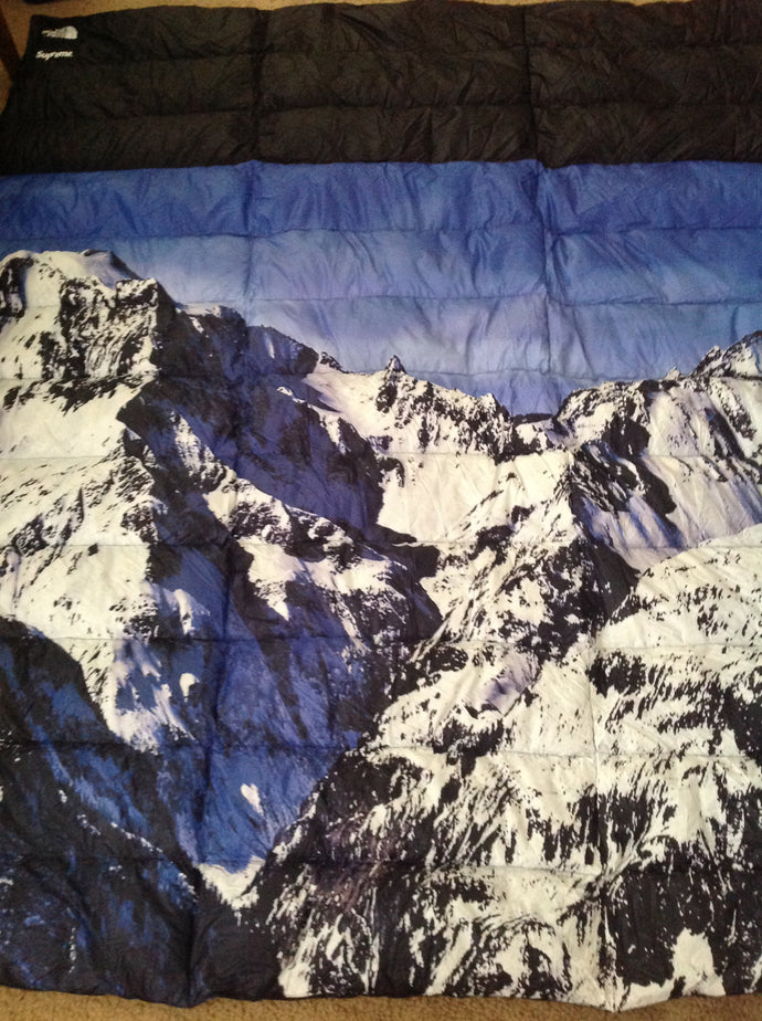 supreme north face blanket