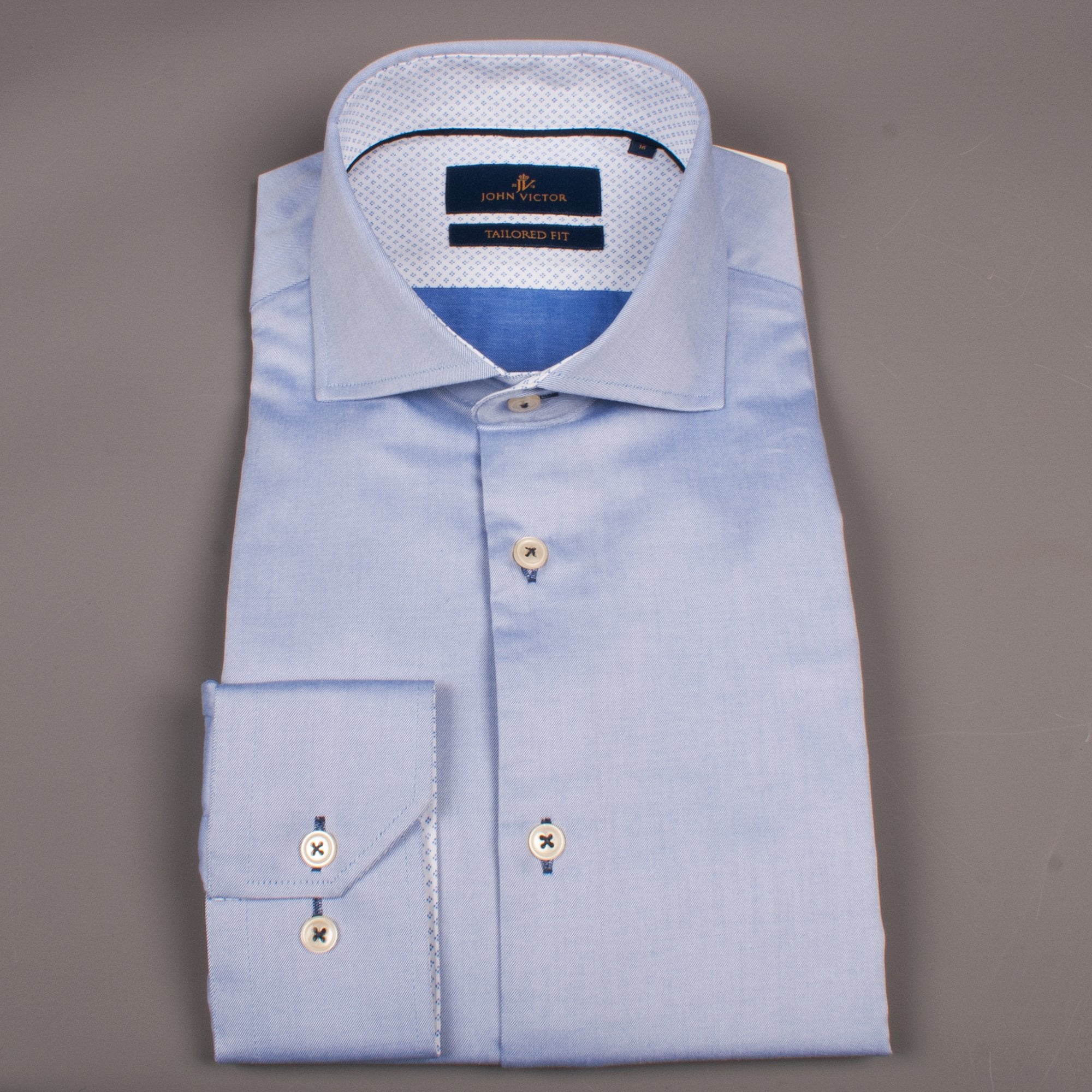 Cutaway Collar Shirt Sky Blue – John Victor