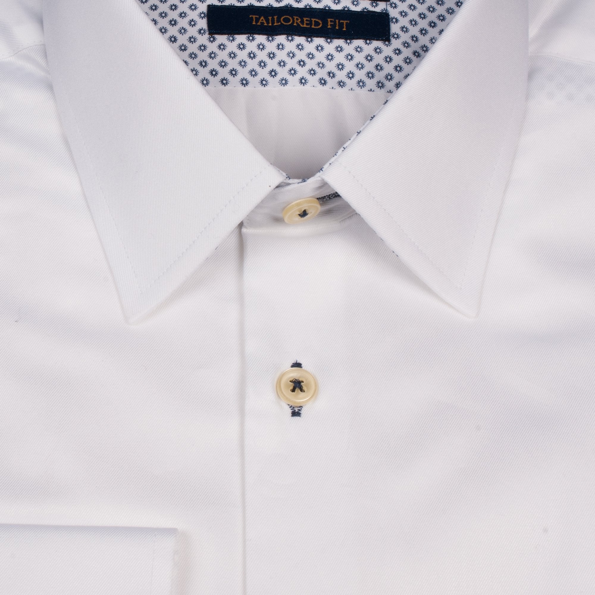 White Pointy Collar Shirt – John Victor