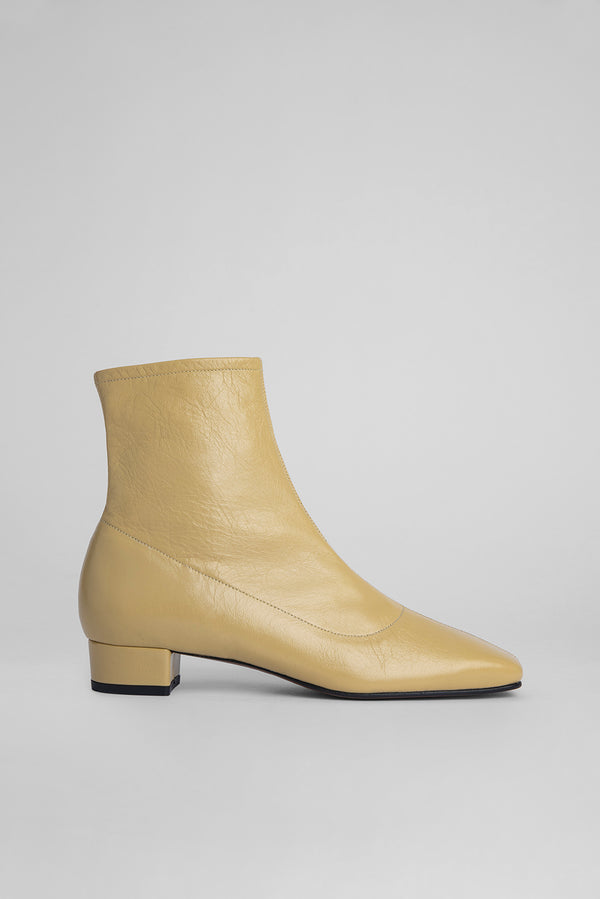 by far este leather ankle boots