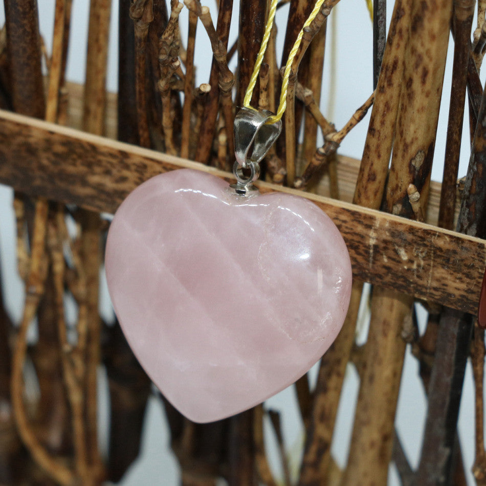 heart shaped rose quartz pendant