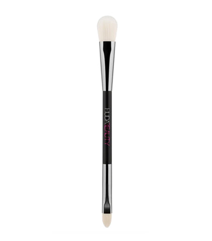 Huda Beauty Concealer Brush