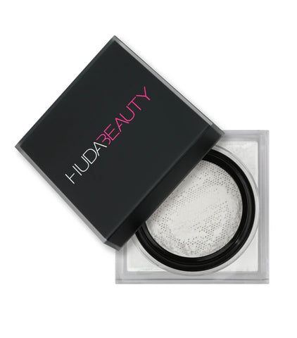 Huda beauty Easy Bake Powder