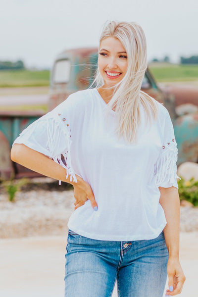 LOVE LIFE STUD DETAIL ON SLEEVE'S SHORT SLEEVE TOP IN WHITE