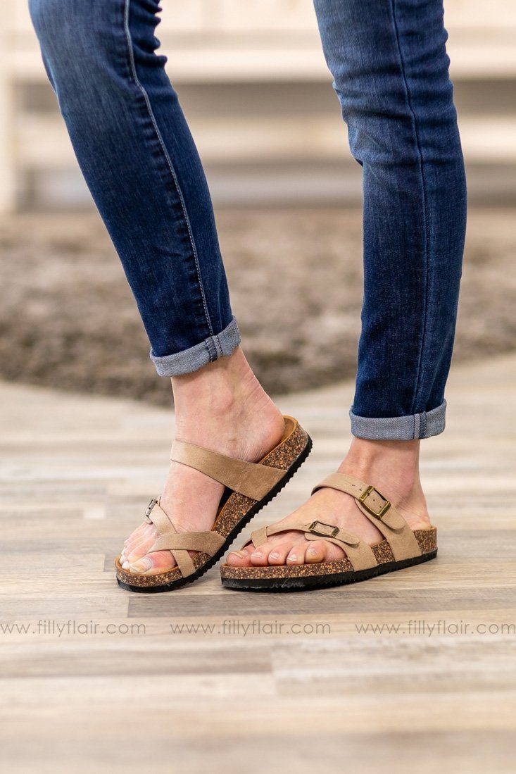 Cute Sandals Keep Cool In Affordable Sandals From Filly Flair 9645