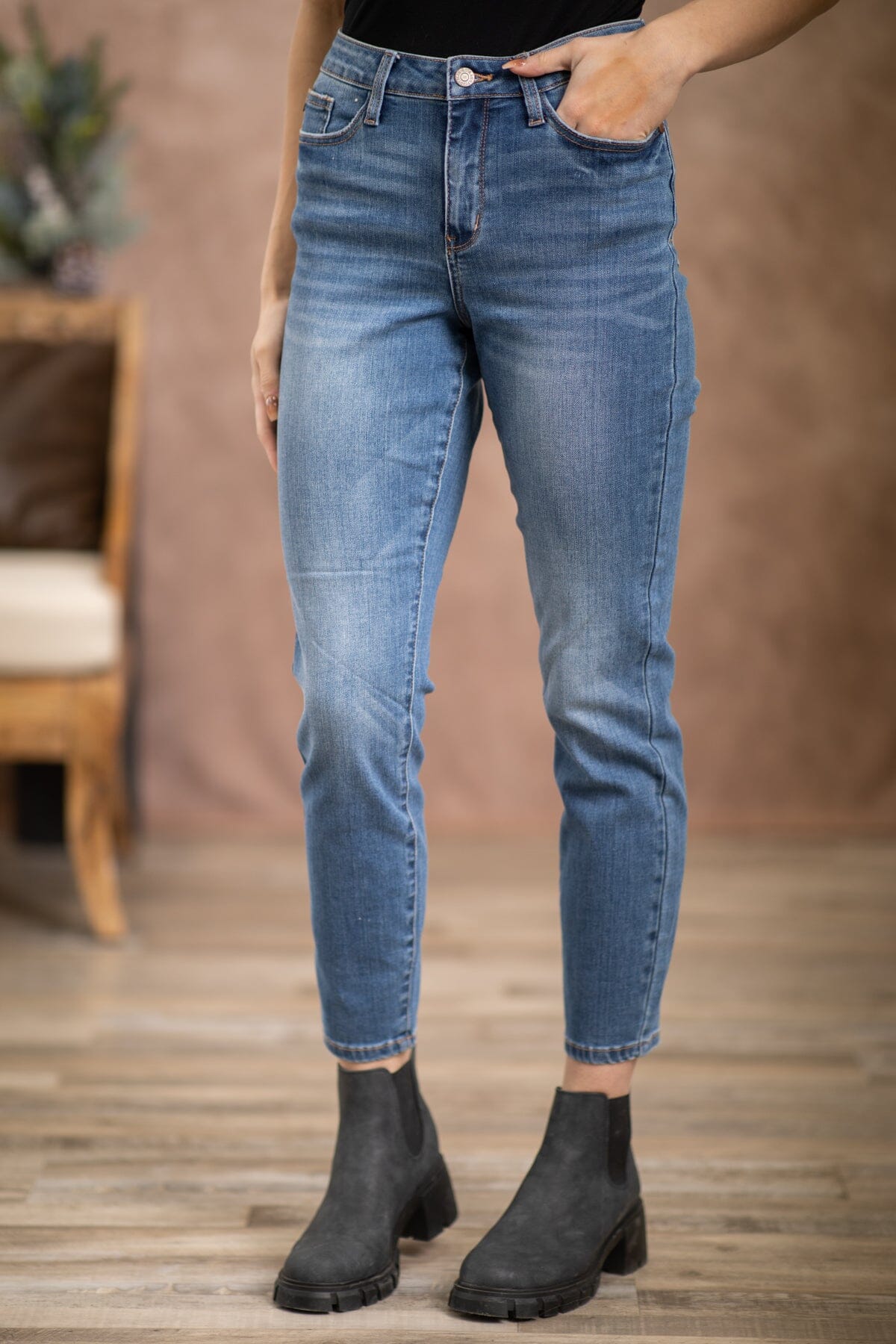 Judy Blue Light Wash Skinny Capris · Filly Flair