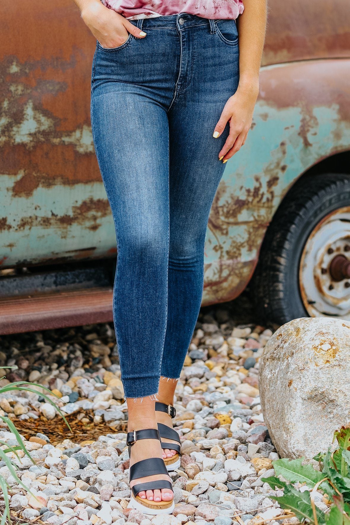 high rise dark wash skinny jeans