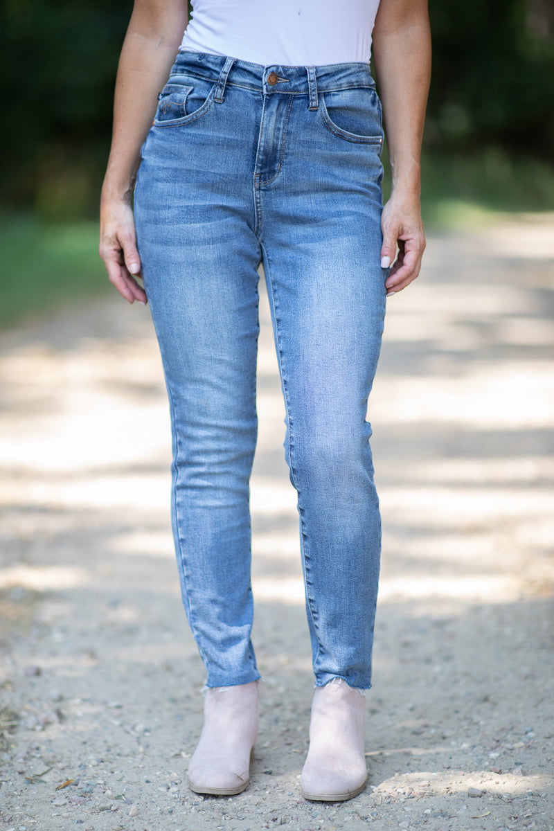 Judy Blue Relaxed Fit Embroidered Pocket Jeans · Filly Flair