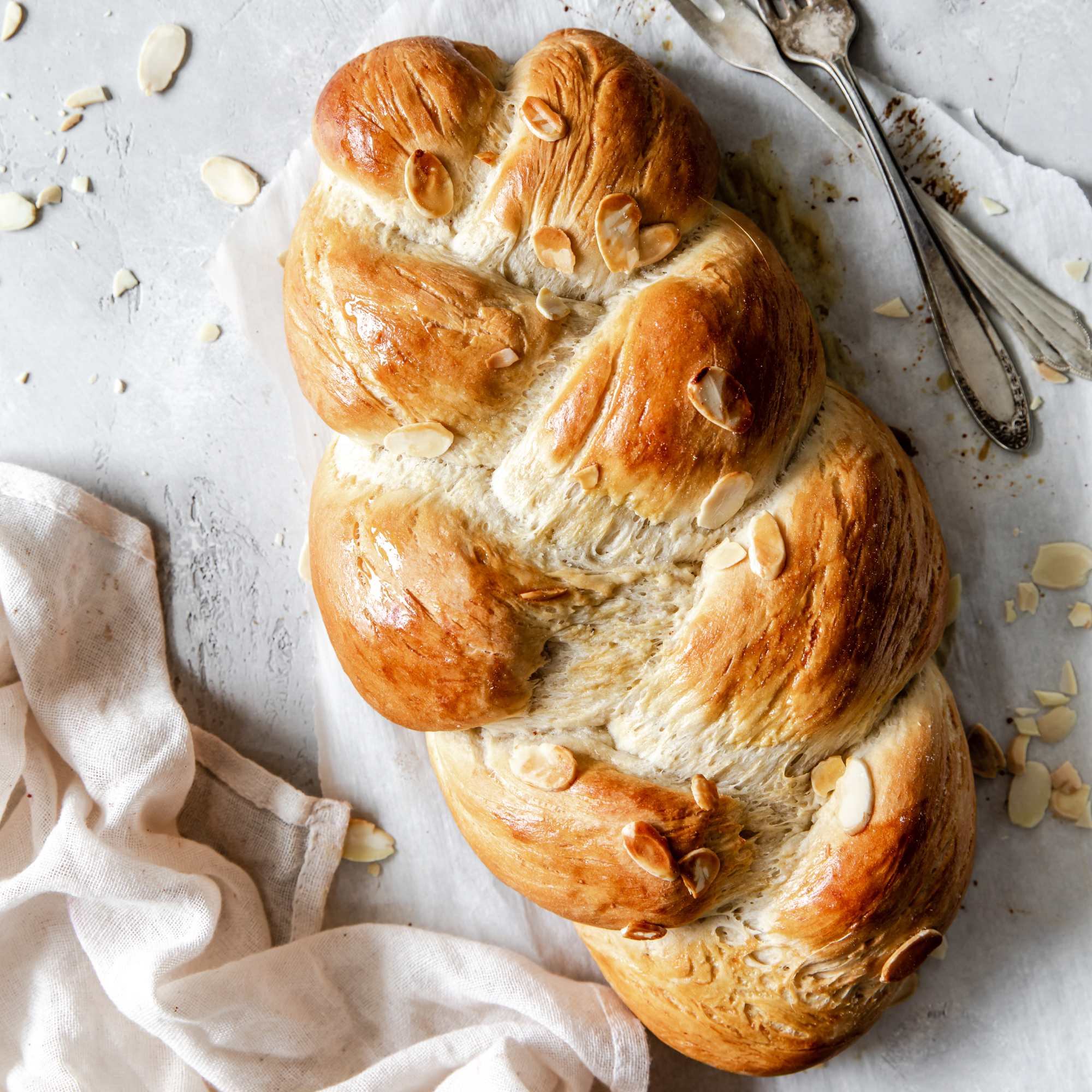 vegan braided brioche bread