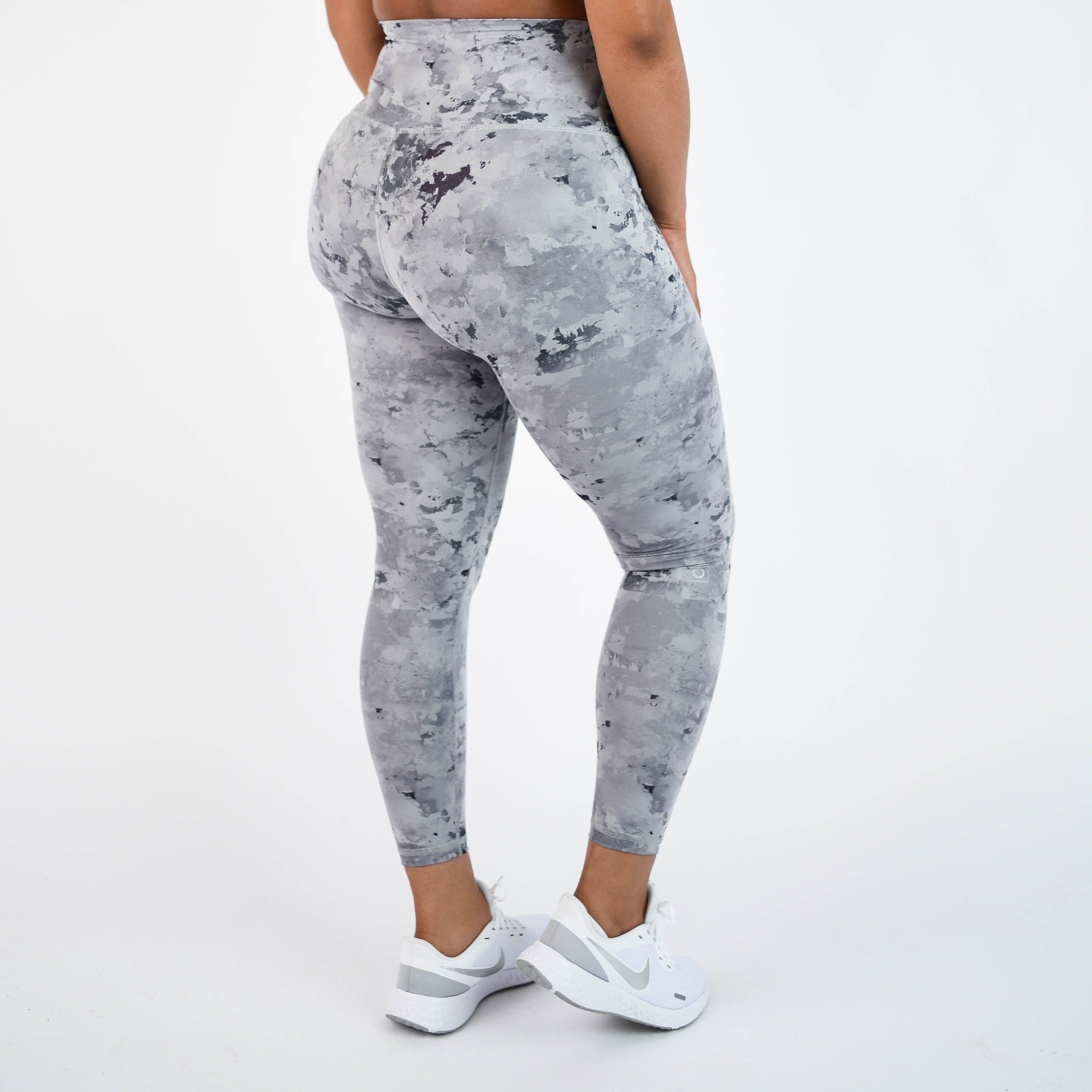 white camo leggings - Gem