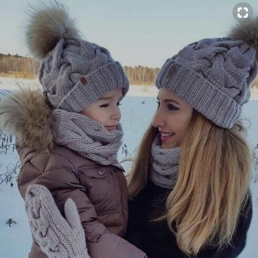 mom and baby matching beanies