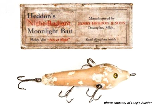 Heddon Night Radiant Moonlight Bait and Box